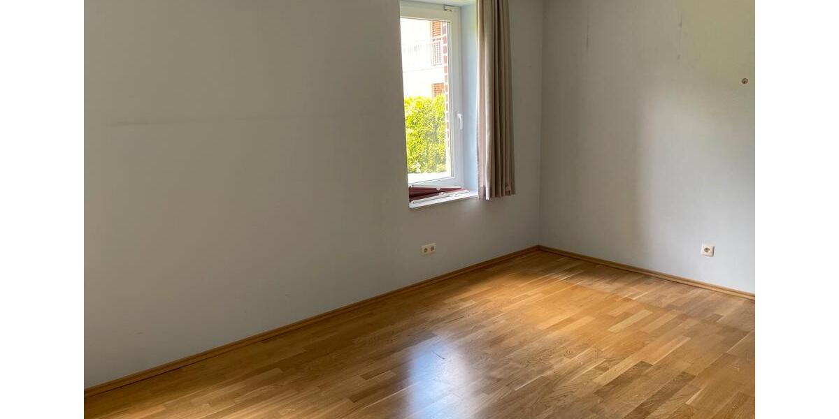 Erdgeschoßwohnung Pinneberg - 2.5 Zimmer, 90 m&sup2;, 430.000&euro; | Angebot:26901086