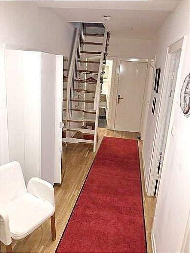 4-Zimmer-Maisonettewohnung mit Nutzfläche im 2 OG. und 3. OG Süd-Balkon ab sofort frei 4 zimmer