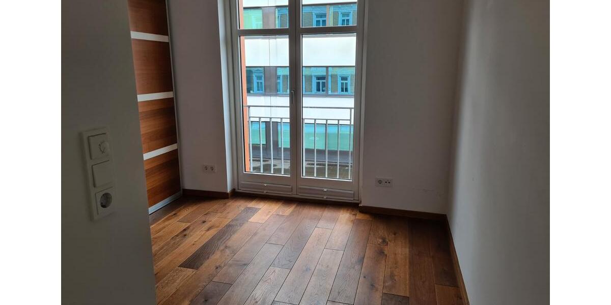 Etagenwohnung Hamburg Altstadt - 3 Zimmer, 77 m&sup2;, 1.590&euro; | Angebot:26286130