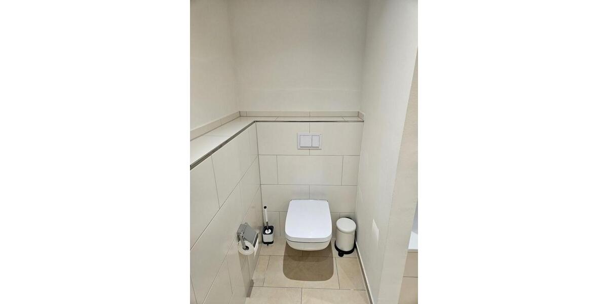 Etagenwohnung Hamburg Altstadt - 2 Zimmer, 79 m&sup2;, 1.000&euro; | Angebot:26211231