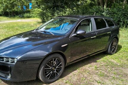 Alfa Romeo 159 241.000 km 1.850 &euro; Hamburg 22525