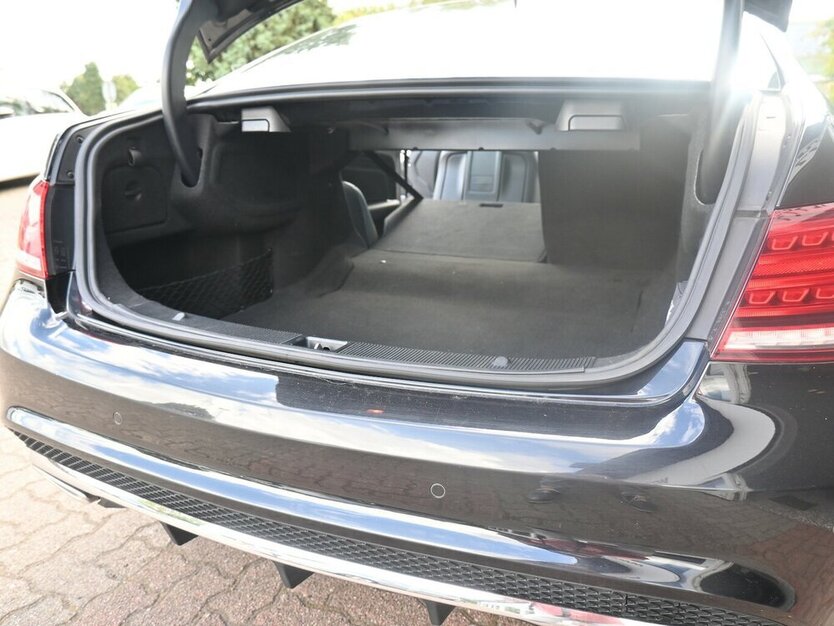 E 200 Coupe *AMG Line* Aut