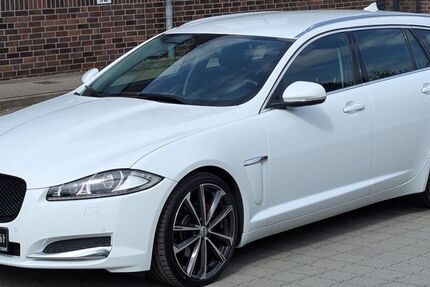Jaguar XF 166.903 km 9.898 &euro; BARSBÜTTEL 22885