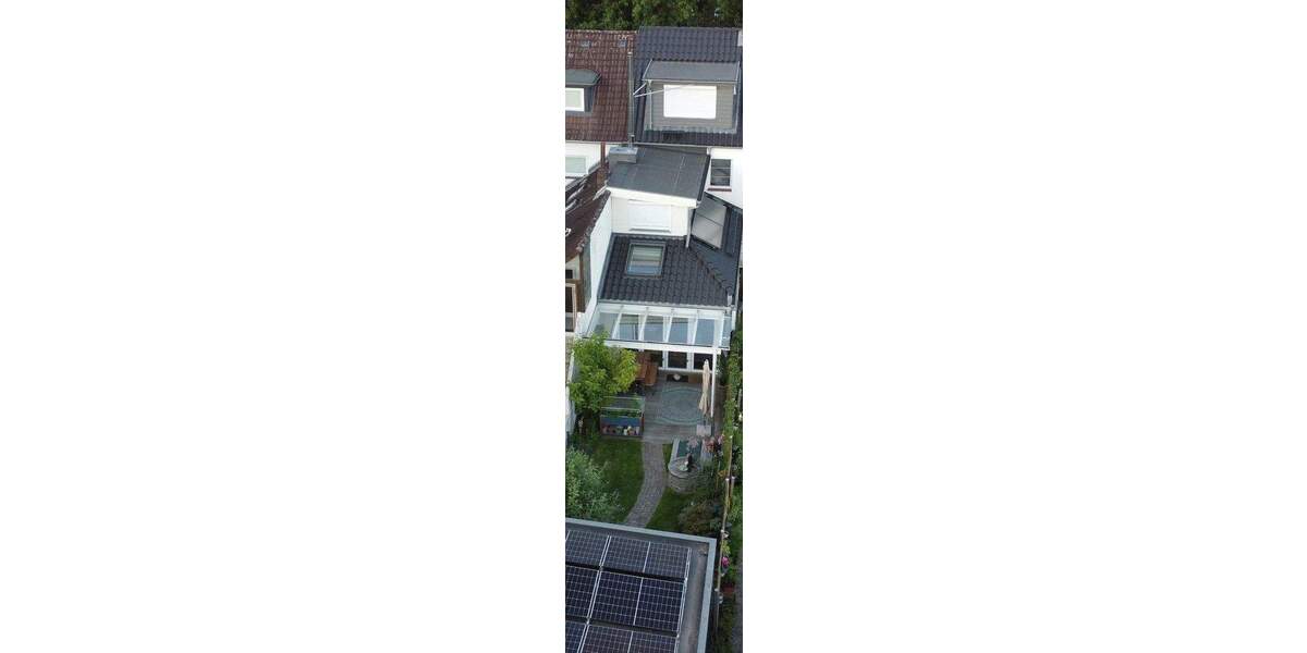 Reihenmittelhaus Hamburg Hausbruch - 5 Zimmer, 100 m&sup2;, 2.200&euro; | Angebot:25721387