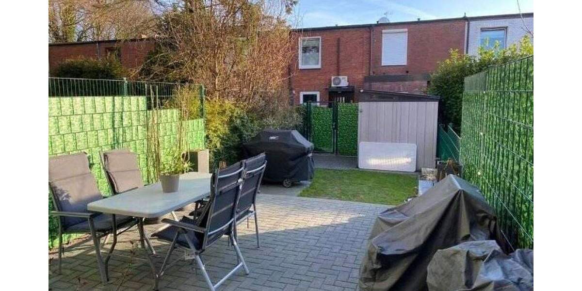 Charmantes Reihenhaus mit 3 Zimmern in Hamburg-Niendorf 3 zimmer