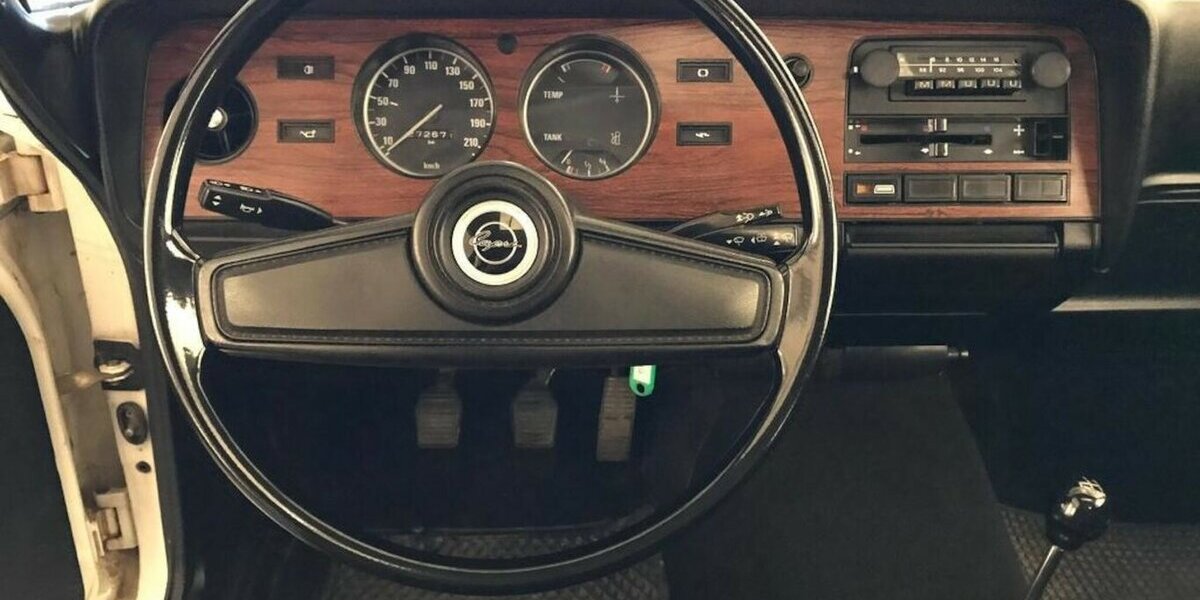 Ford Capri Lady in White H-Zulassung Mike Sanders 29.000 km 14.999 &euro; Hamburg 22339