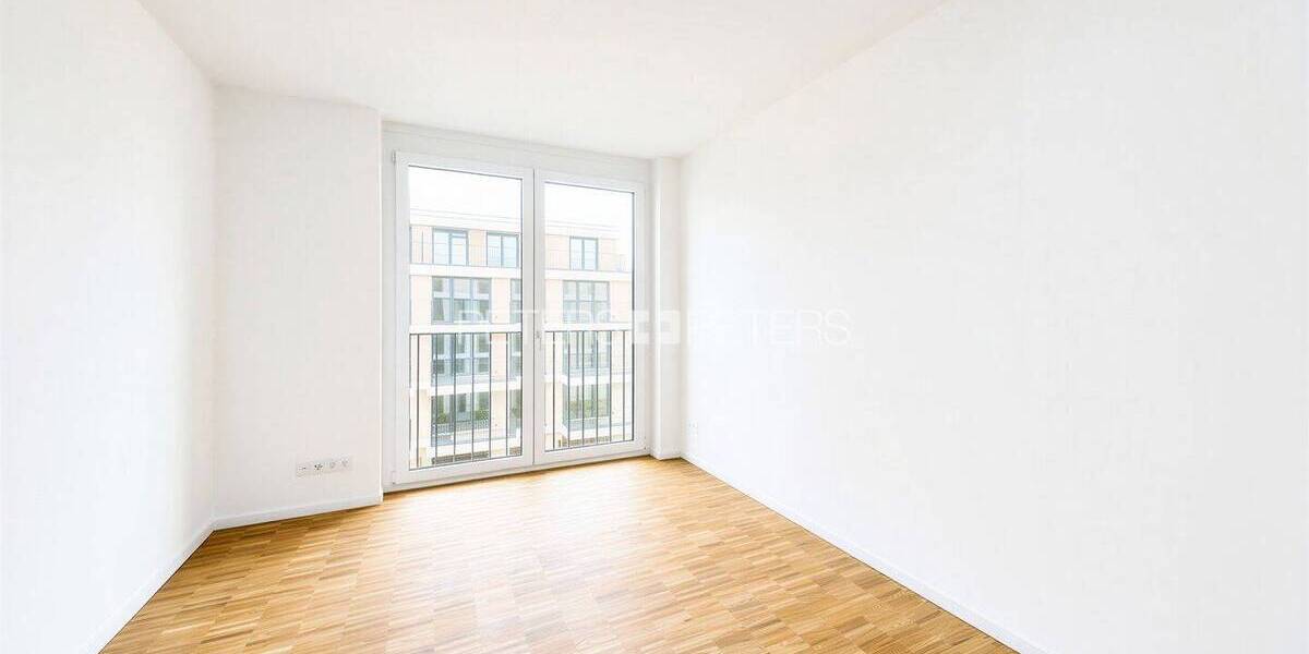 Etagenwohnung Pinneberg - 5 Zimmer, 125 m&sup2;, 2.199&euro; | Angebot:26260903