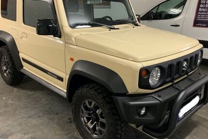 Suzuki Jimny 88.000 km 29.900 &euro; Hamburg 22587