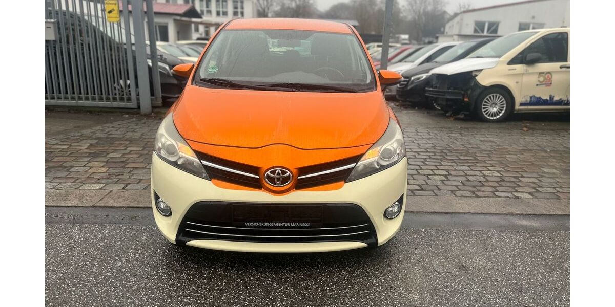 Toyota Corolla Verso 260.000 km 4.300 &euro; Hamburg OT Hamm 20537