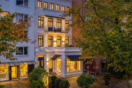 Haus zum Kaufen in Hamburg 6.800.000 € 387 m² 13 zimmer