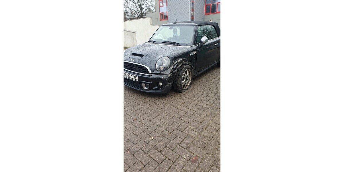 Mini Cooper S Cabrio (R57) 164.241 km 5.500 &euro; Hamburg 20038