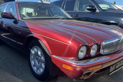 Jaguar XJ 135.166 km 1.900 &euro; Hamburg-Norderstedt 22851
