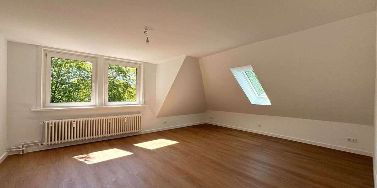 Etagenwohnung Hamburg Groß Flottbek - 2.5 Zimmer, 77 m&sup2;, 1.500&euro; | Angebot:26635006