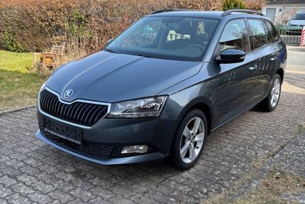 Skoda Fabia 81.500 km 10.450 &euro; Hasloh 25474