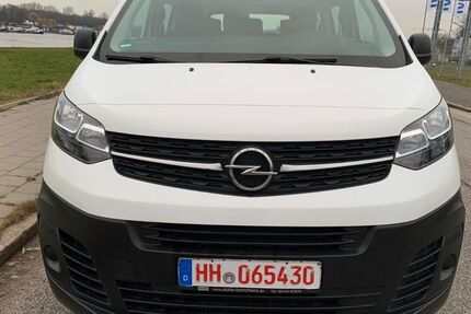 Opel Vivaro 99.900 km 19.190 &euro; Hamburg 20539