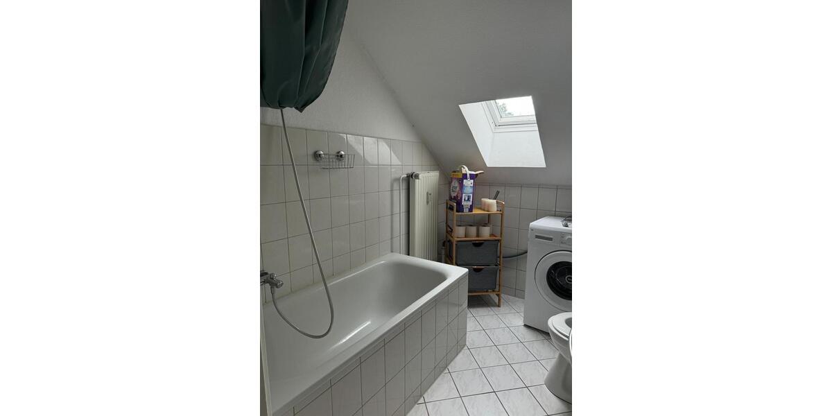 Dachgeschoßwohnung Hamburg Langenhorn - 1 Zimmer, 35 m&sup2;, 750&euro; | Angebot:25368505