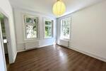 Schönes gepflegtes ZFH mit großem Garten + Werkstatt von privat