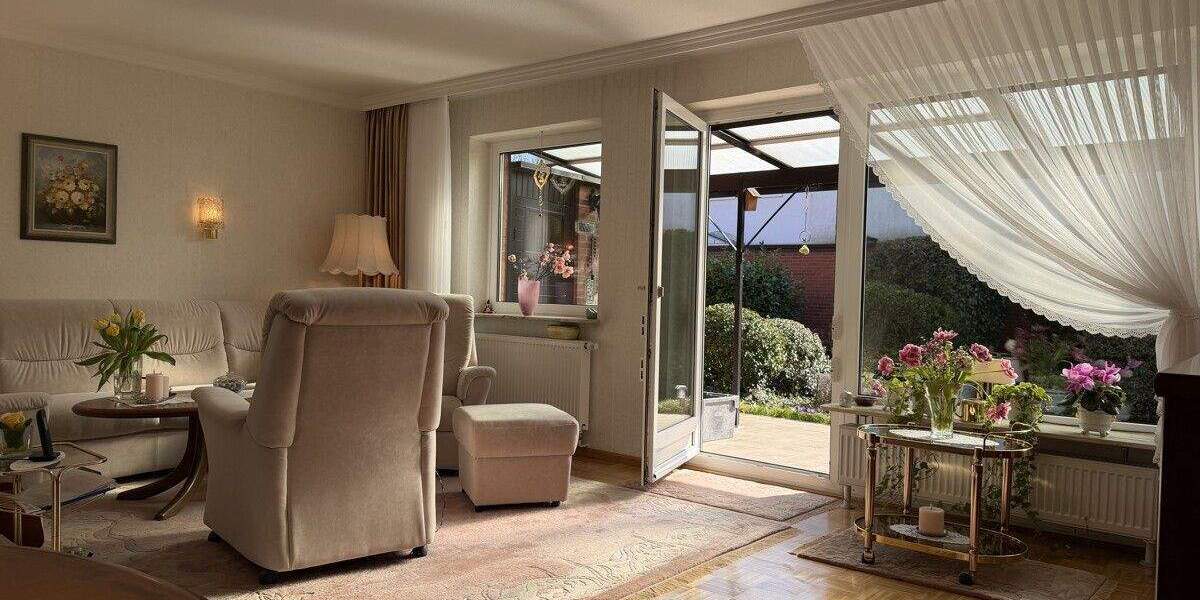 Reihenendhaus Hamburg Lohbrügge - 3 Zimmer, 100 m&sup2;, 395.000&euro; | Angebot:25796410