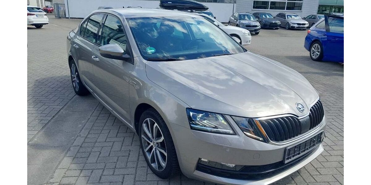 Skoda Octavia 119.000 km 11.995 &euro; Hamburg 20537