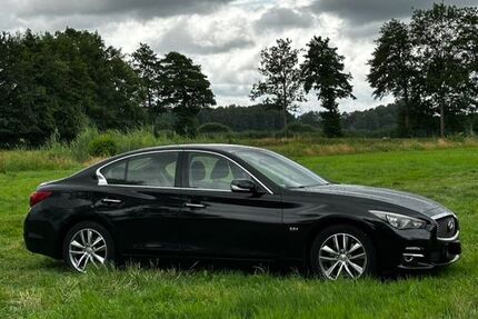 INFINITI Q50 279.000 km 13.000 € Hamburg 21148