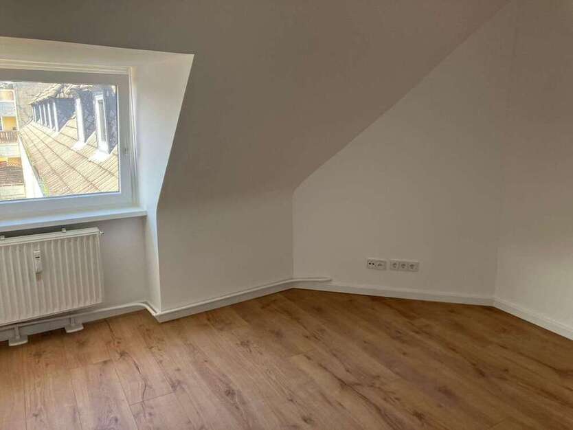 Wohnung zum Mieten in Hamburg 650 € 33 m²