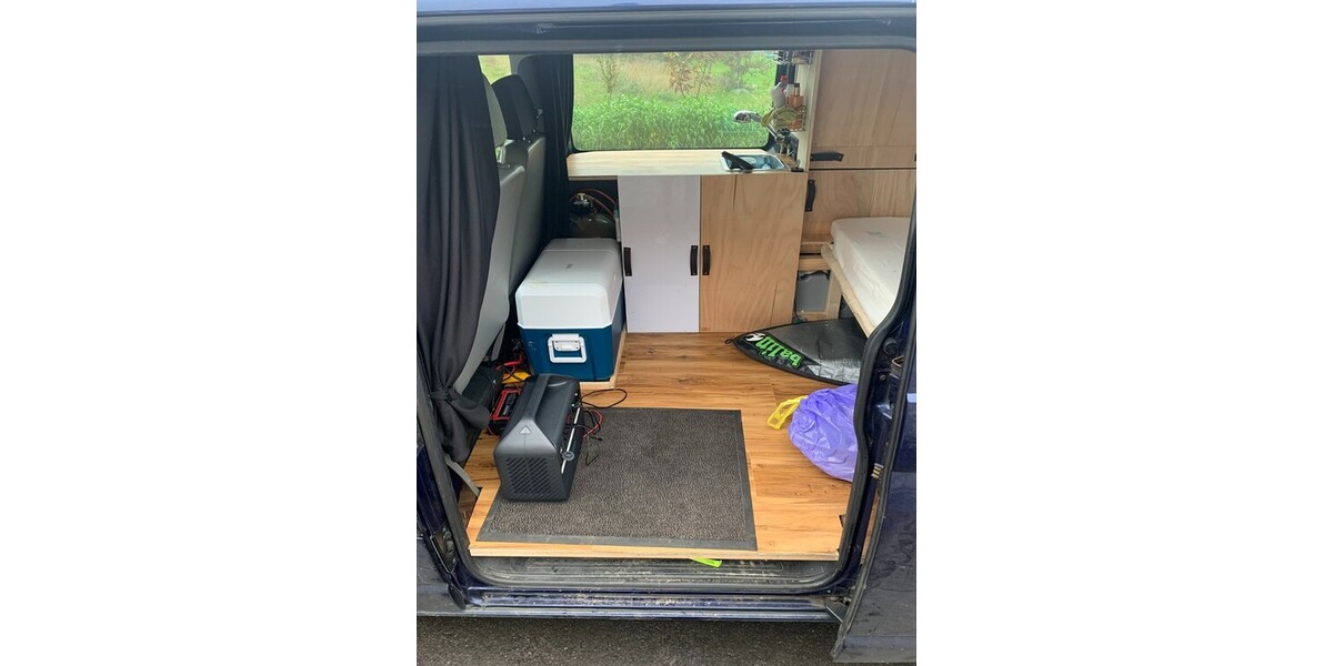 VW T5 Caravelle 280.000 km 13.000 &euro; Halstenbek 25469