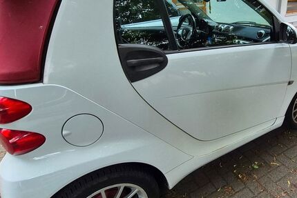 Smart ForTwo 91.000 km 5.700 &euro; Hamburg 20539