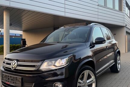 VW Tiguan 152.000 km 15.990 &euro; Pinneberg 25421