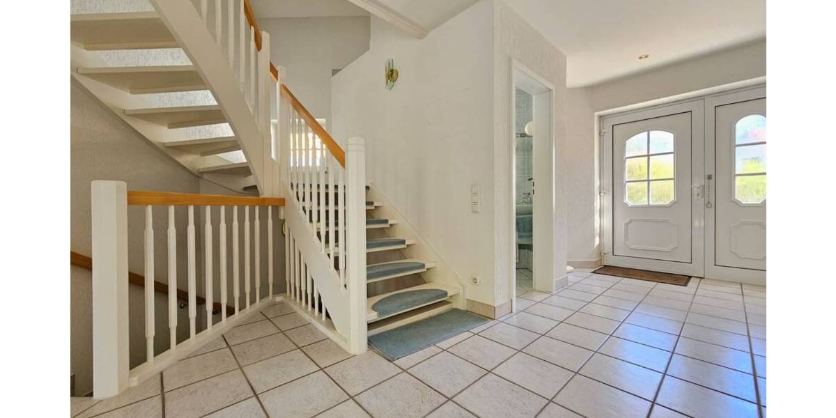 Einfamilienhaus Hamburg-Bramfeld Bramfeld - 4 Zimmer, 133 m&sup2;, 2.395&euro; | Angebot:26703039