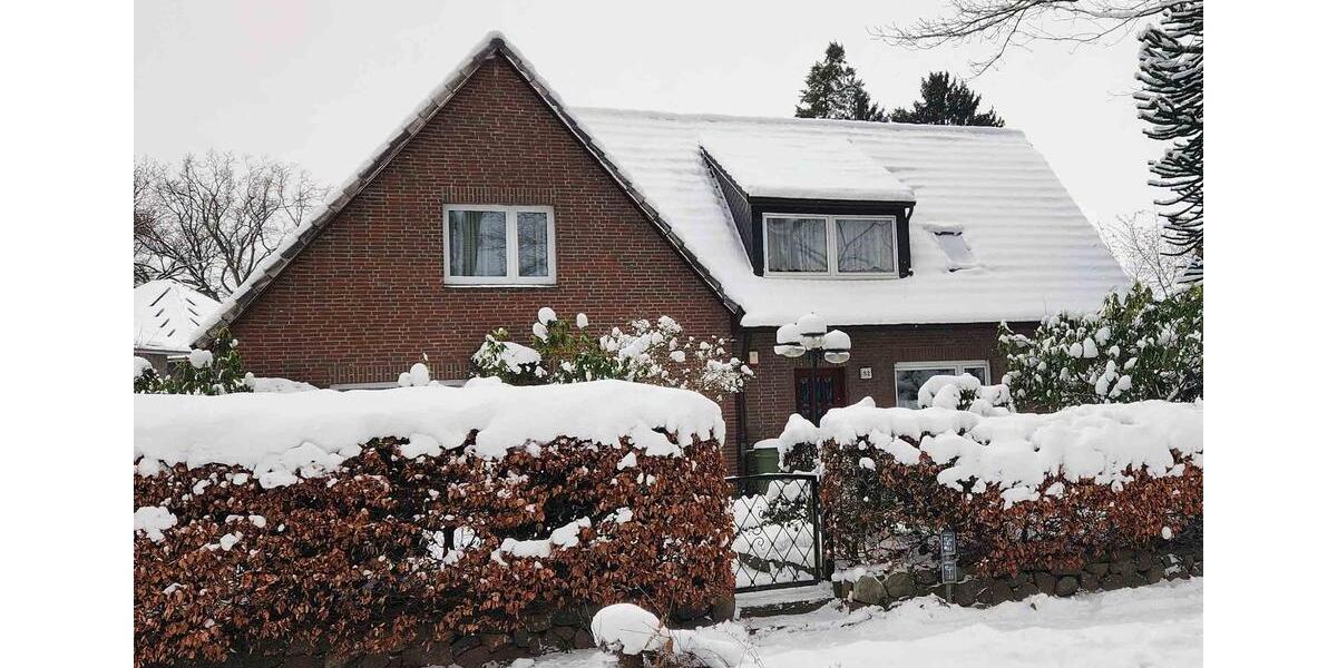 Einfamilienhaus Hamburg Wandsbek - 7 Zimmer, 180 m&sup2;, 650.000&euro; | Angebot:25868747