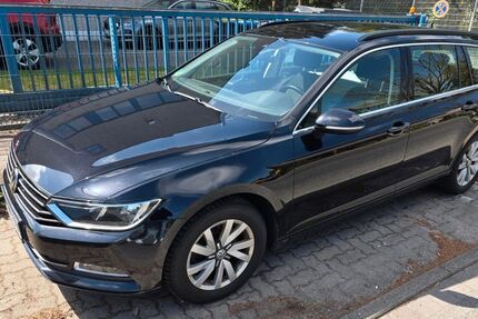 VW Passat 151.142 km 11.500 &euro; Barsbüttel 22885