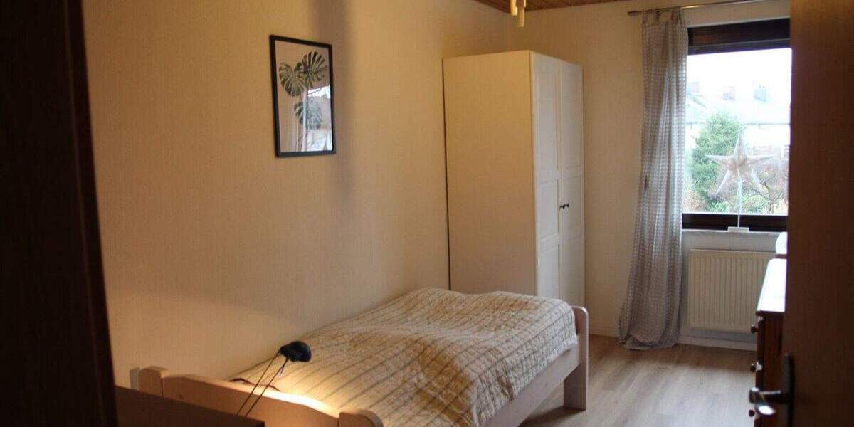 Reihenmittelhaus Norderstedt Garstedt - 4 Zimmer, 84 m&sup2;, 325.000&euro; | Angebot:25681372