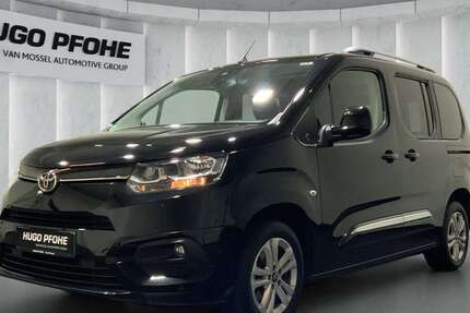 Toyota Proace City 82.659 km 18.250 &euro; Hamburg 22335