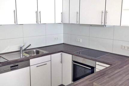 Moderne Wohnung mit Tiefgaragenstellplatz und Blick in den Park 2 zimmer