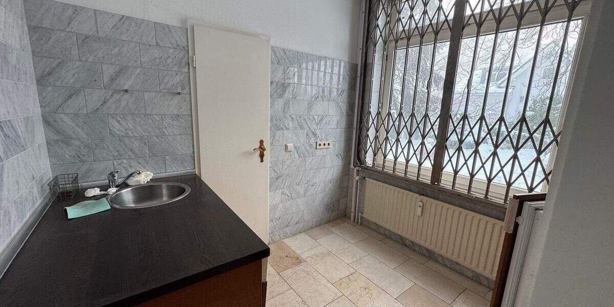 Gewerbeobjekt Hamburg Blankenese - 1 Zimmer, 105 m&sup2;, 2.900&euro; | Angebot:26204051