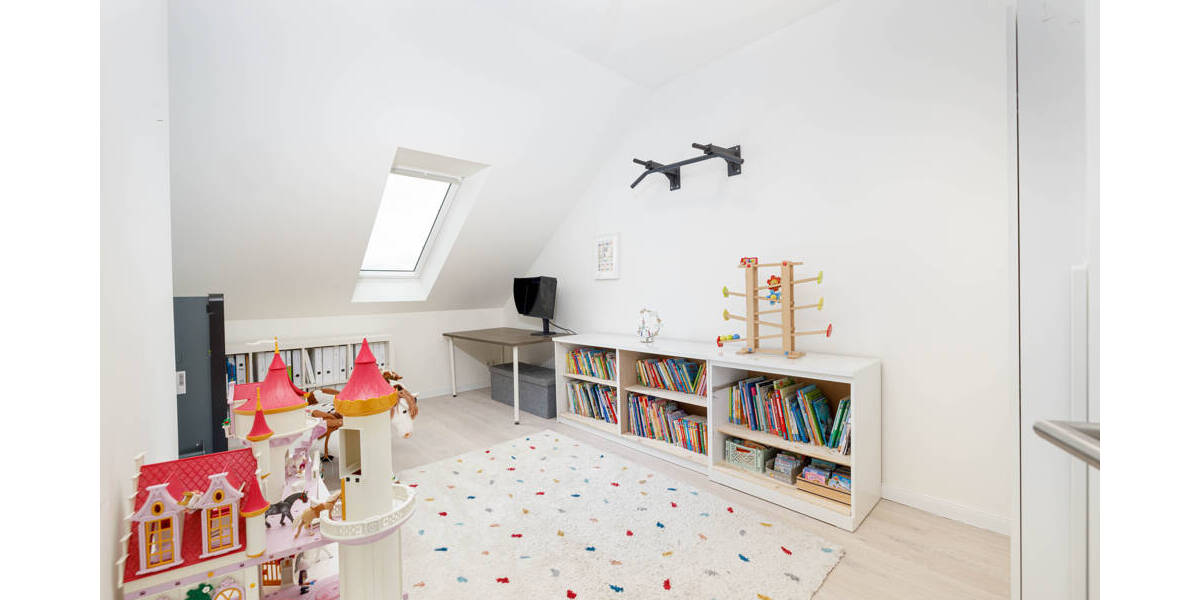 Reihenendhaus Hamburg / Lemsahl-Mellingstedt Lemsahl-Mellingstedt - 6 Zimmer, 160 m&sup2;, 819.000&euro; | Angebot:26358812