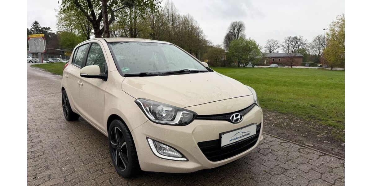 Hyundai i20 141.576 km 5.550 &euro; Buxtehude 21614