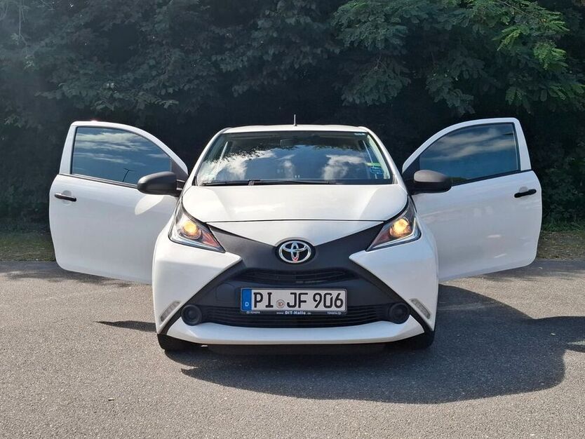 Aygo (X)
