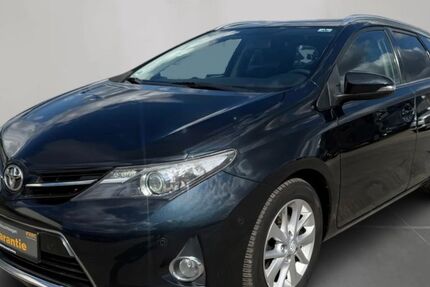 Toyota Auris 187.000 km 6.990 &euro; Hamburg 20539