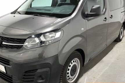 Opel Vivaro 50.000 km 23.950 &euro; Norderstedt 22848