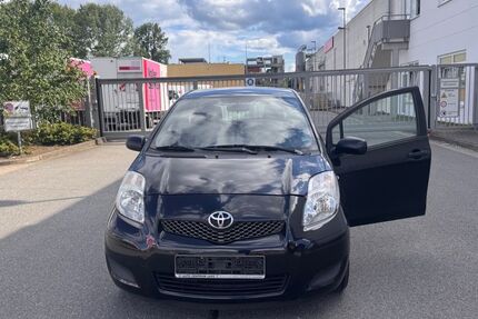 Toyota Yaris 195.000 km 2.750 &euro; Hamburg 22115