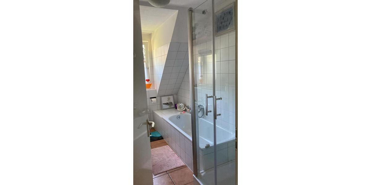 Maisonettenwohnung Pinneberg - 3 Zimmer, 70 m&sup2;, 1.050&euro; | Angebot:26405401