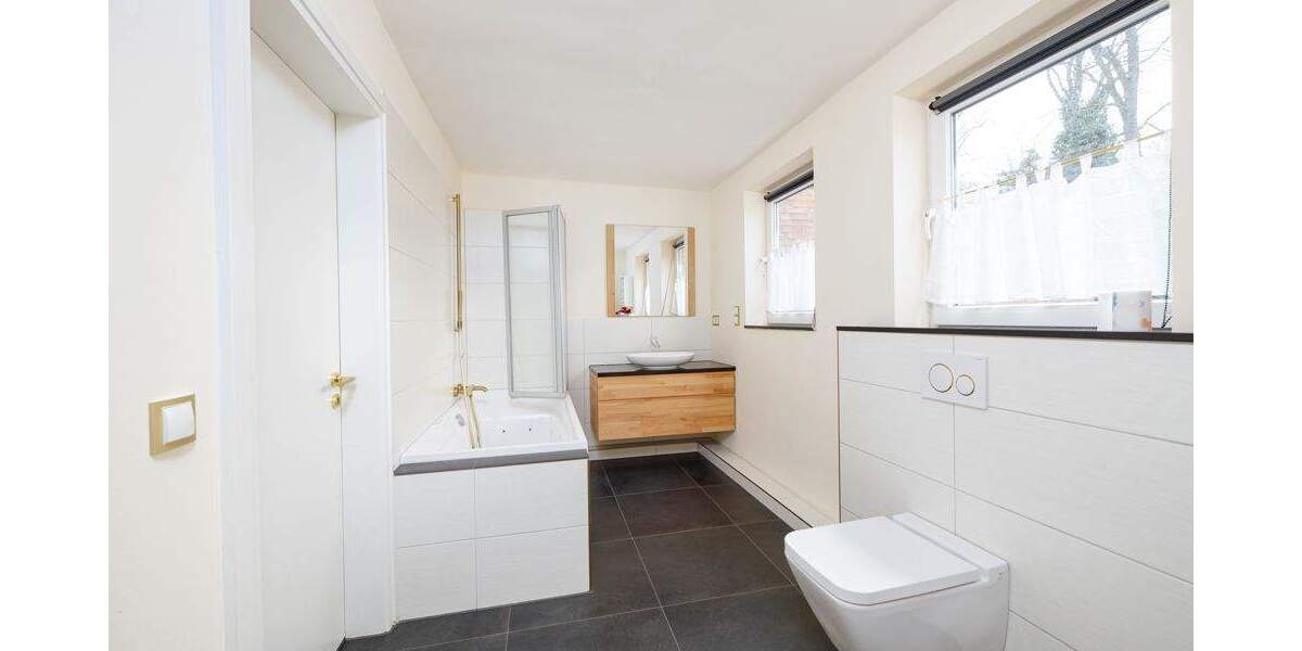 Reihenmittelhaus Hamburg Langenhorn - 5 Zimmer, 155 m&sup2;, 859.000&euro; | Angebot:25675088