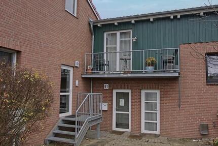 Hamburg Bergedorf - Gepflegte modernisierte 2 Zimmer Wohnung mit Balkon ab sofort zu vermieten 2 zimmer