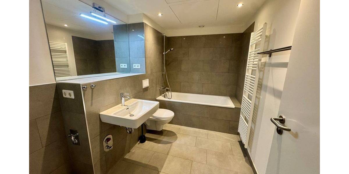 Etagenwohnung Norderstedt Harksheide - 4 Zimmer, 96 m&sup2;, 1.455&euro; | Angebot:26843626