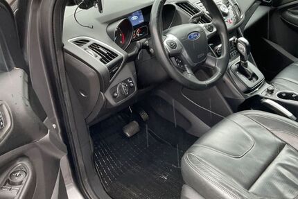 Ford Kuga 168.000 km 5.499 &euro; Hamburg 21107