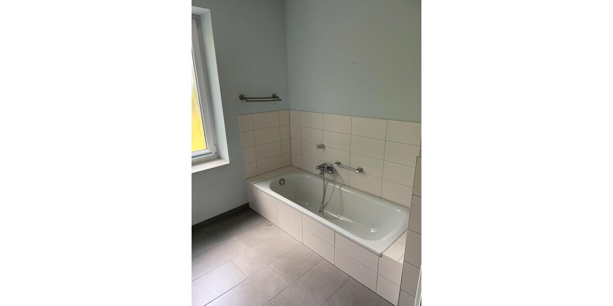 Erdgeschoßwohnung Pinneberg - 2.5 Zimmer, 90 m&sup2;, 430.000&euro; | Angebot:26901086