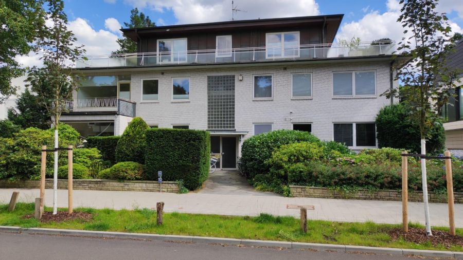 Provisionsfrei* 5-Zimmer-Wohnung in Wasserlage am Alsterlauf - Balkon, TG, 124 m², Alsterdorf - Etagenwohnung Hamburg Alsterdorf | Angebot:26075346