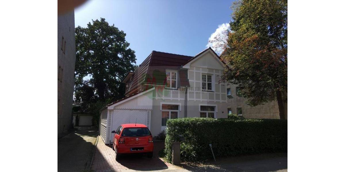 Rarität! Zweifamilienhaus in sehr schöner und zentraler Lage in Hamburg-Eidelstedt! 7 zimmer