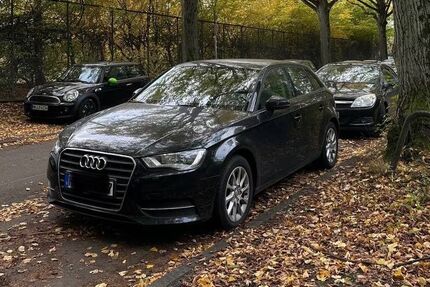 Audi A3 144.300 km 8.900 &euro; Hamburg 22525